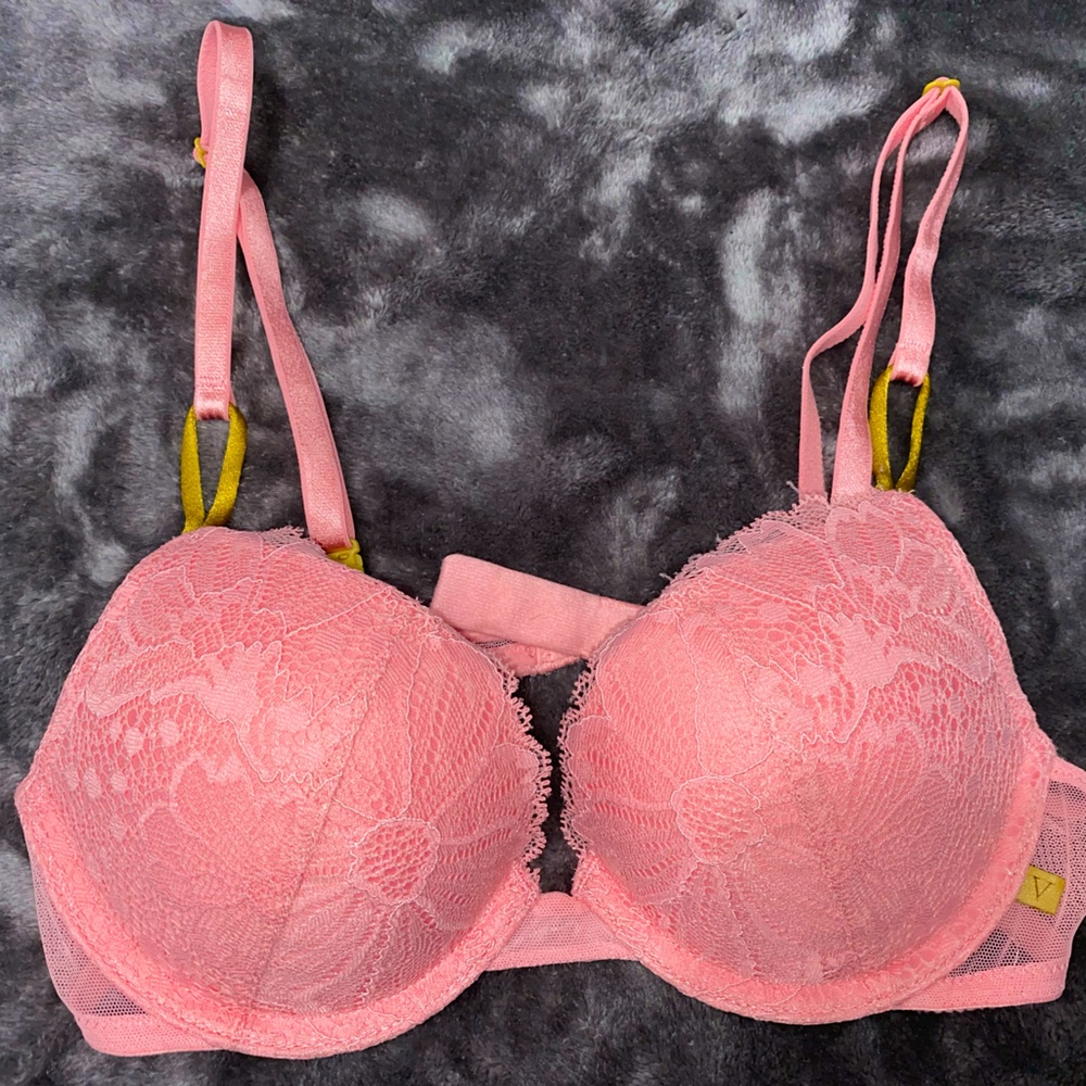 Victoria’s Secret Push up Bra